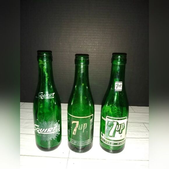 Vintage Soda Bottles Seven Up 7up & Squirt Set Of 3 Green Bottles 8'in Tall - Picture 1 of 9